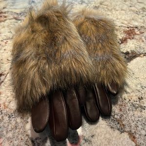 A new day faux fur 3m insulated gloves size XS/S